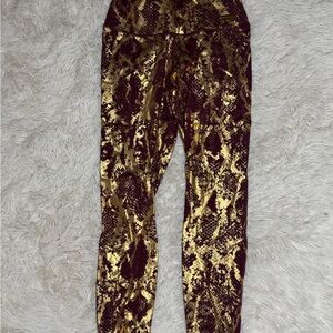 Gold Snake-Print Scrunch Minibeast Leggings - Women